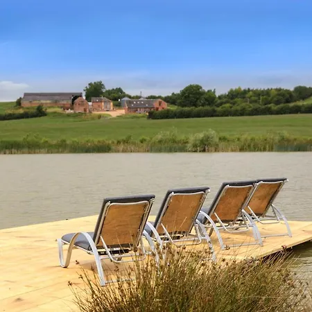 Hastings Retreat Rural Barn Conversions With Private Lake Ashby-de-la-Zouch Buitenkant foto